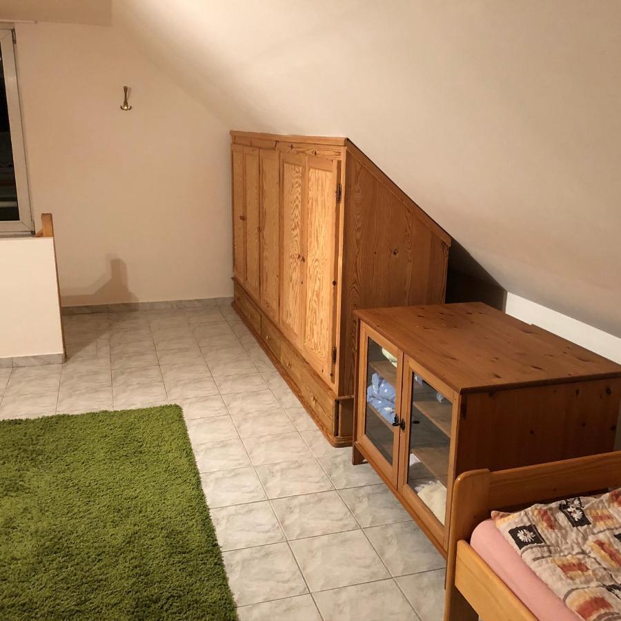 Ubytovani Na Cechach Decin Luaran gambar